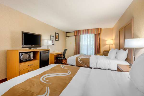  - Quality Inn Wilma Rudolph Blvd Clarksville - I-24, Exit 4
