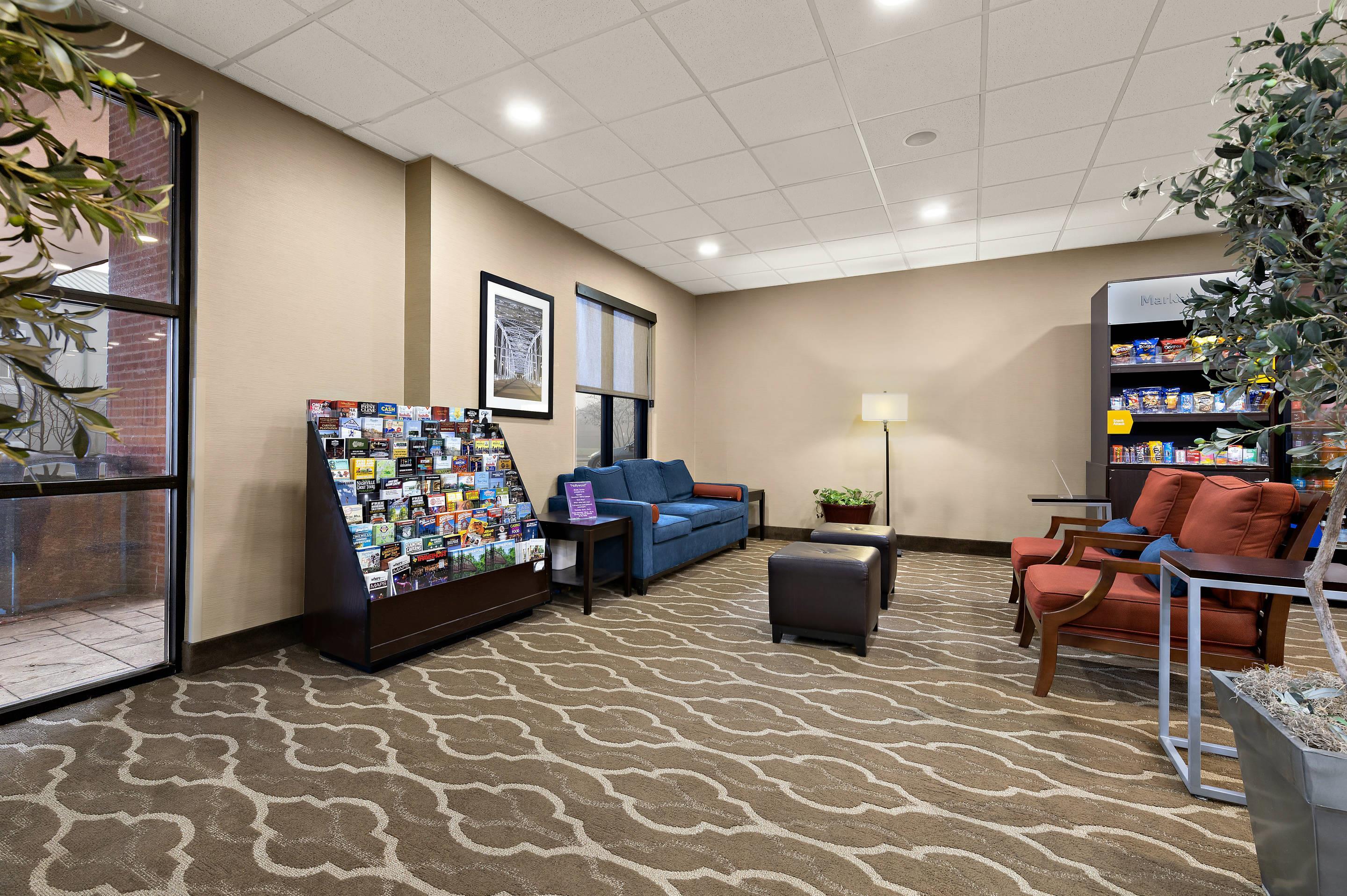 Hotel lobby | Comfort Suites Nashville near Percy Priest Lake