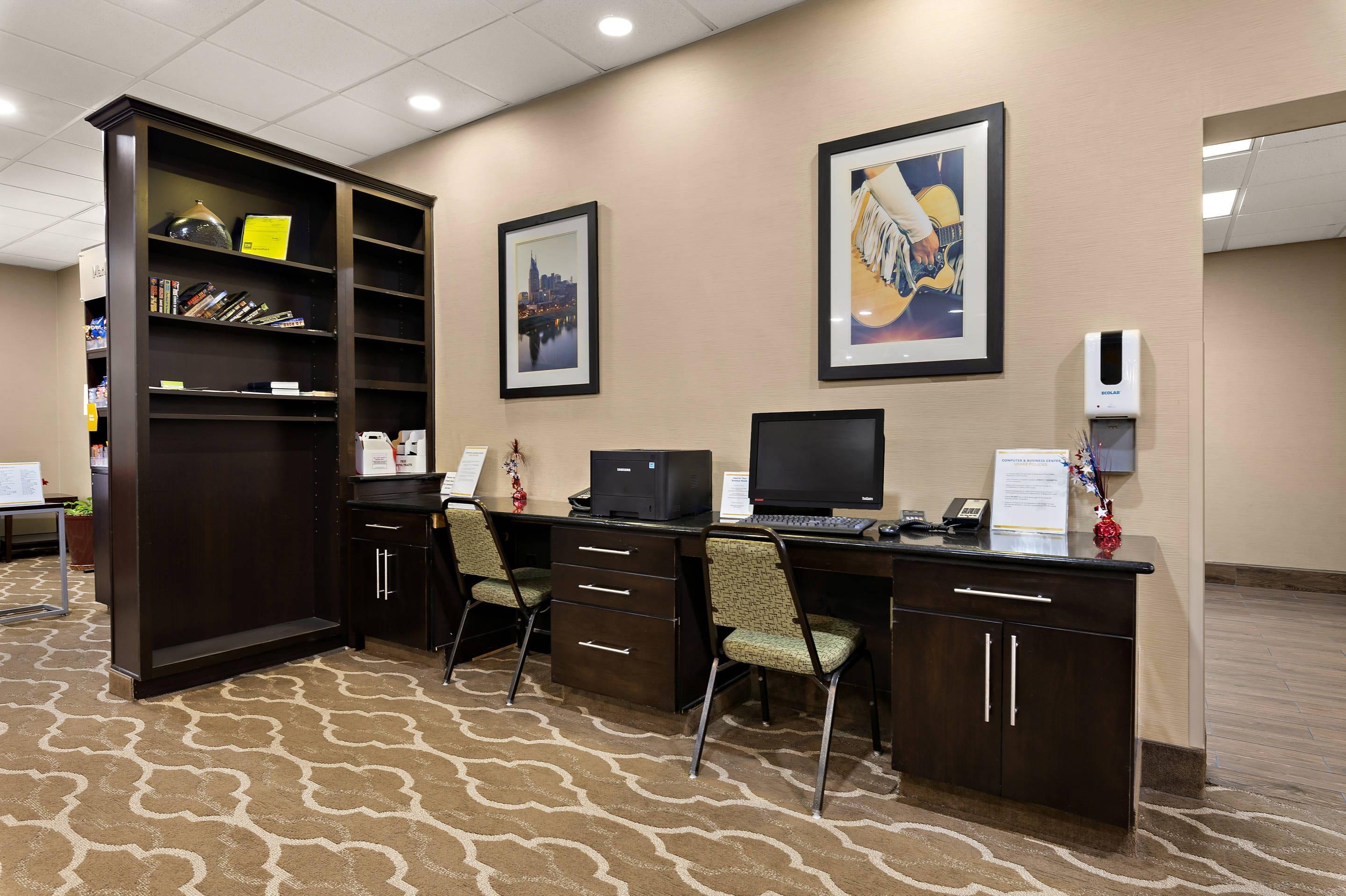 Computer in the lobby | Comfort Suites Nashville near Percy Priest Lake