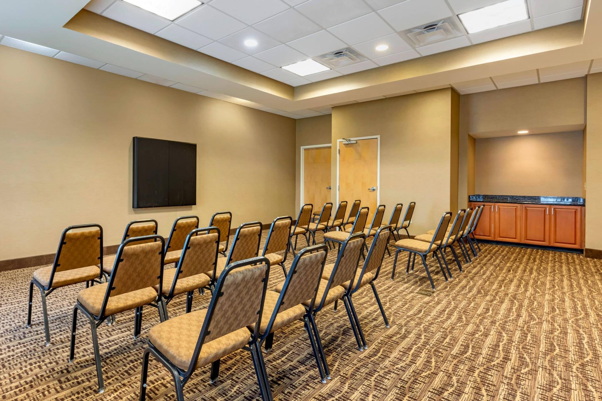 Meeting room | Comfort Suites Smyrna