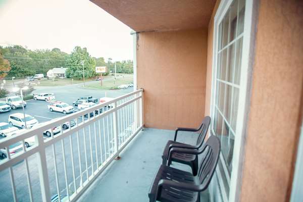  - MainStay Suites Knoxville - I-75, Exit 108