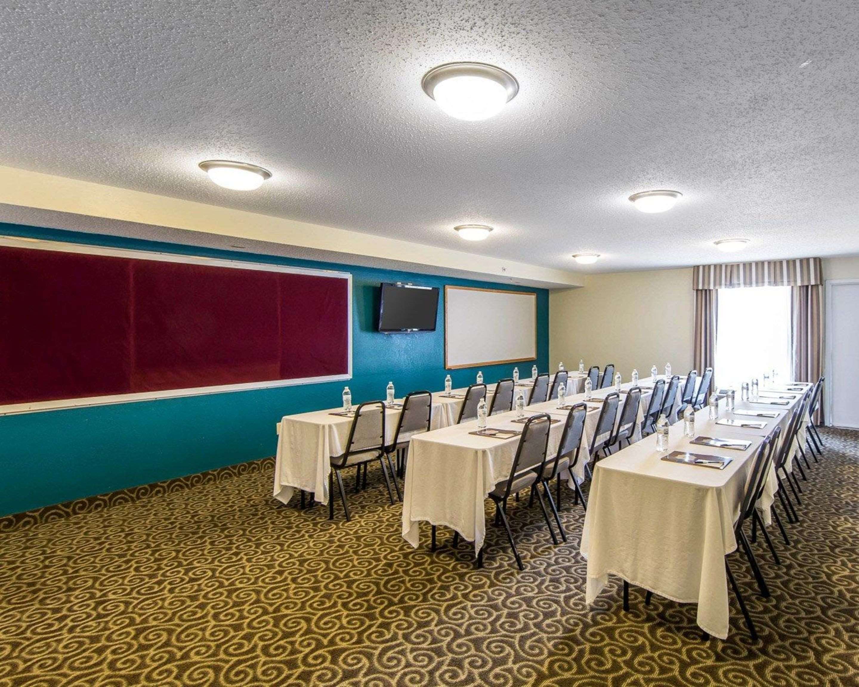 Meeting room | MainStay Suites Knoxville North I-75