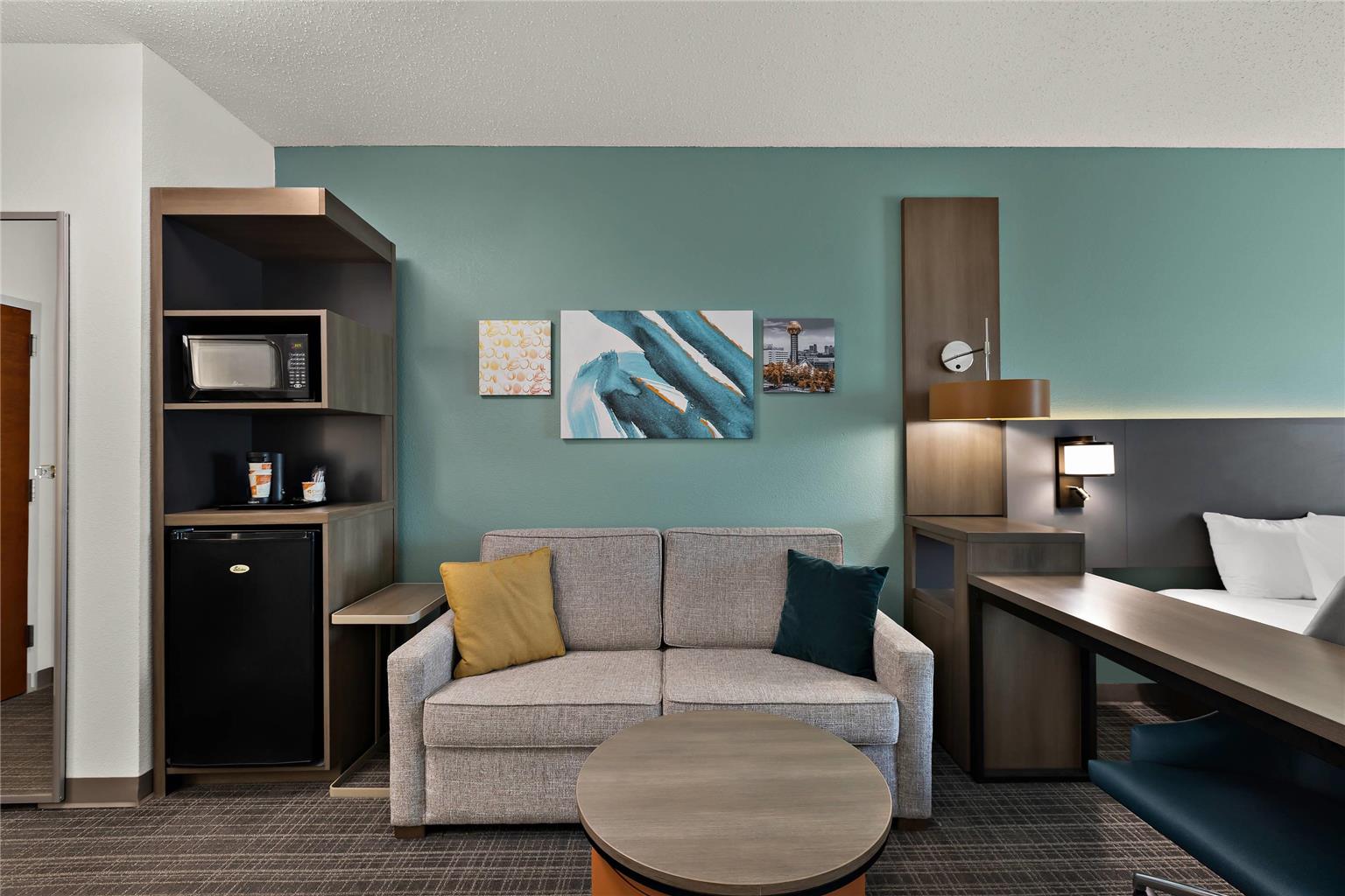 COMFORT INN POWELL - KNOXVILLE NORT-guestroom-Guest Room,Suite,On-Site.jpg