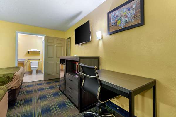  - Econo Lodge East Nashville - I-40, Exit 219