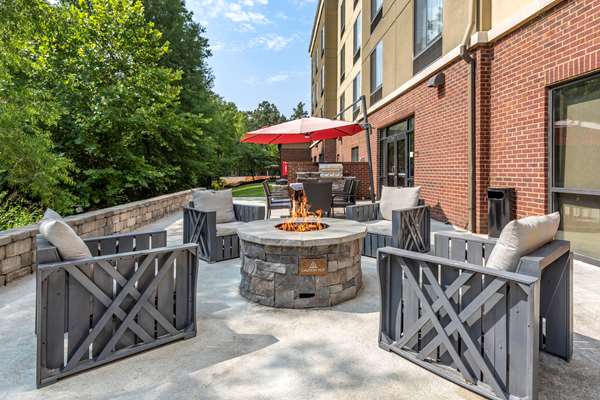  - Comfort Suites Manchester - I-24, Exit 114