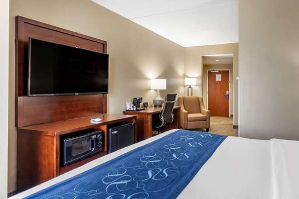 Suite - Comfort Suites Manchester - I-24, Exit 114