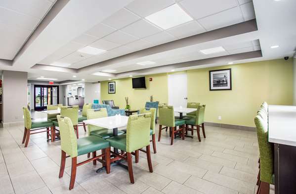 Amenities - Quality Inn White House - I-65, Exit 108