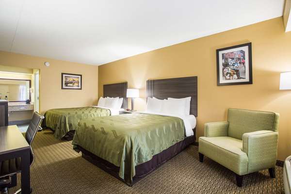  - Quality Inn White House - I-65, Exit 108