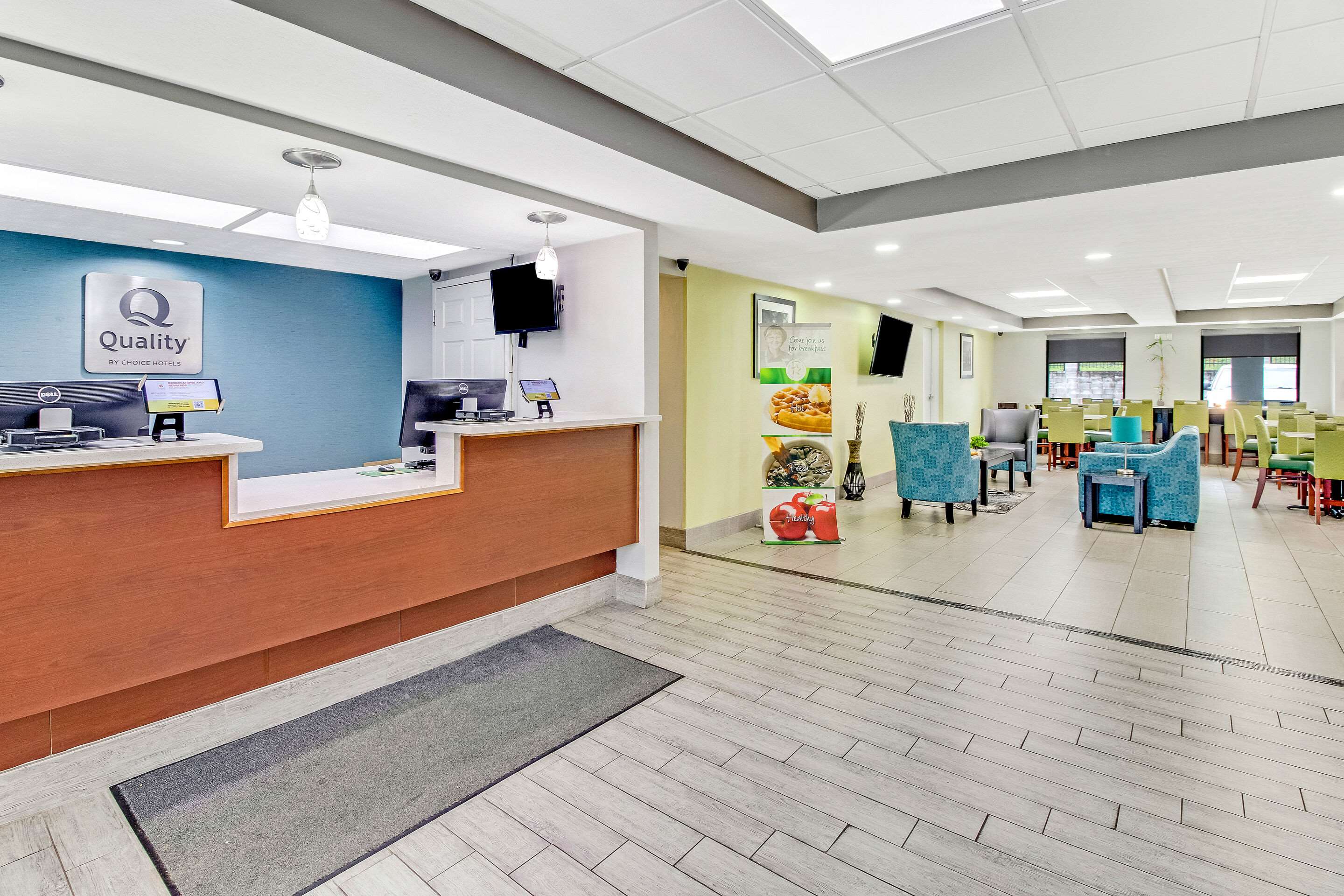 Front desk | Quality Inn