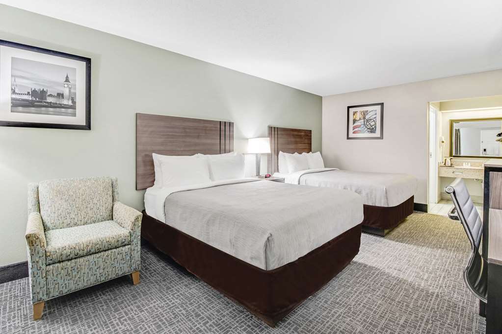 QUALITY INN WHITE HOUSE-guestroom-Guest Room,On-Site.jpg