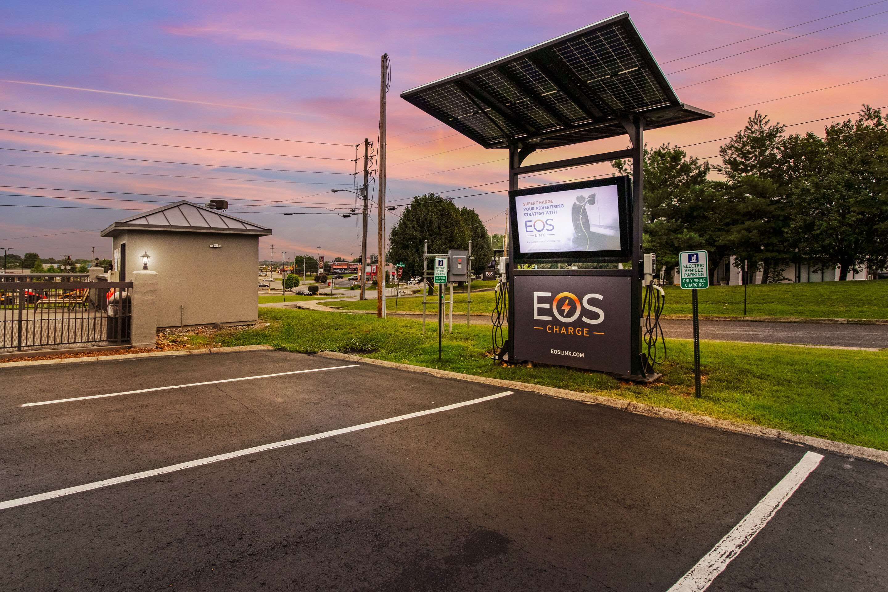 Electric vehicle charging station | Quality Inn