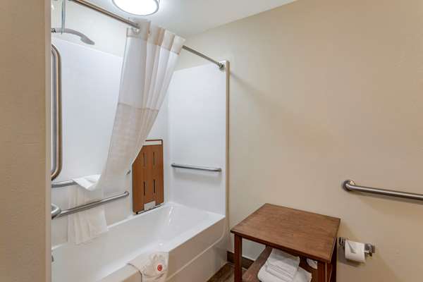  - Comfort Inn & Suites Atoka