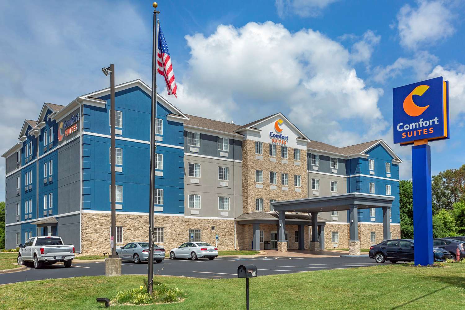 Comfort Suites Clarksville, TN See Discounts
