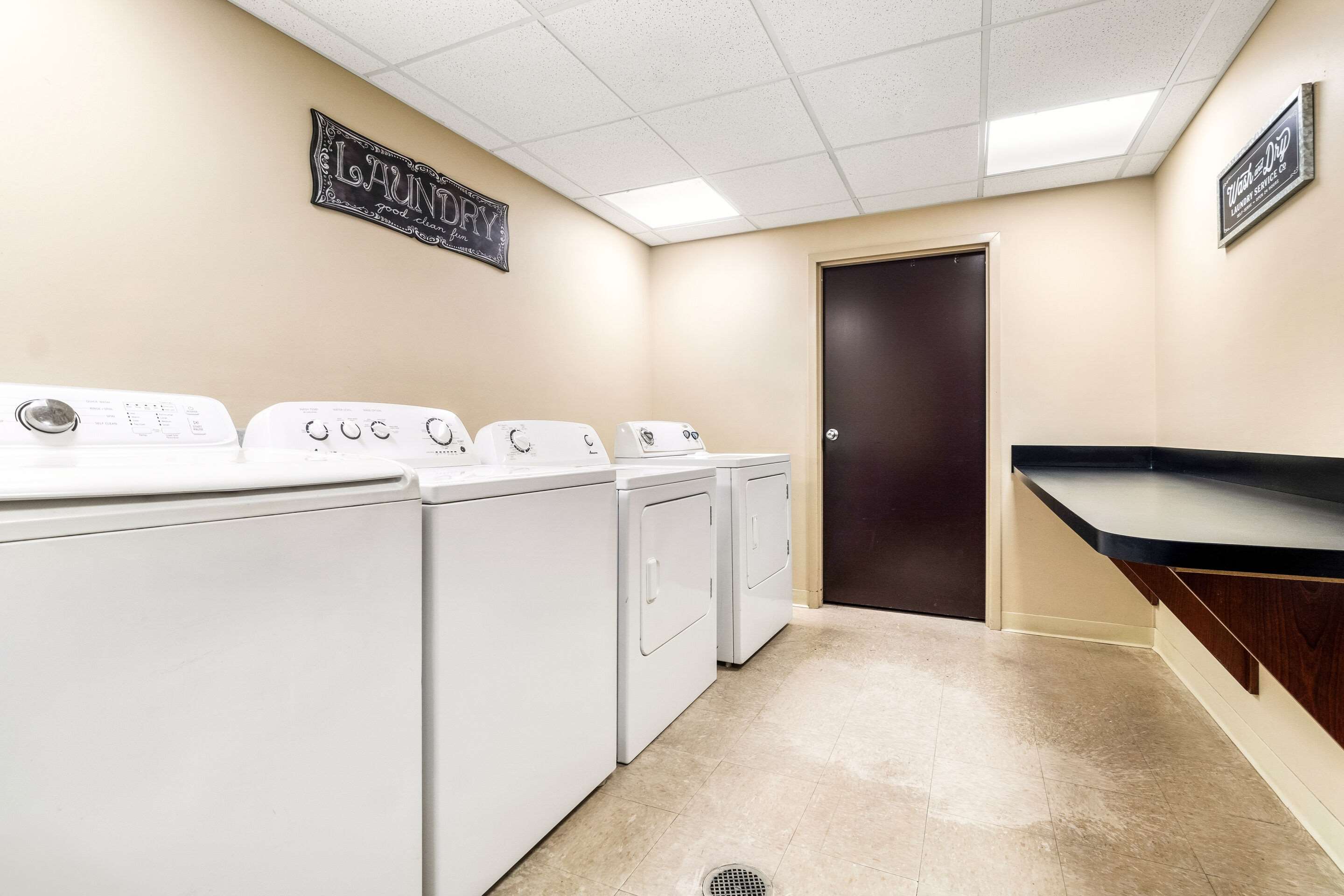 Guest laundry facilities | Sleep Inn & Suites Dyersburg I-155