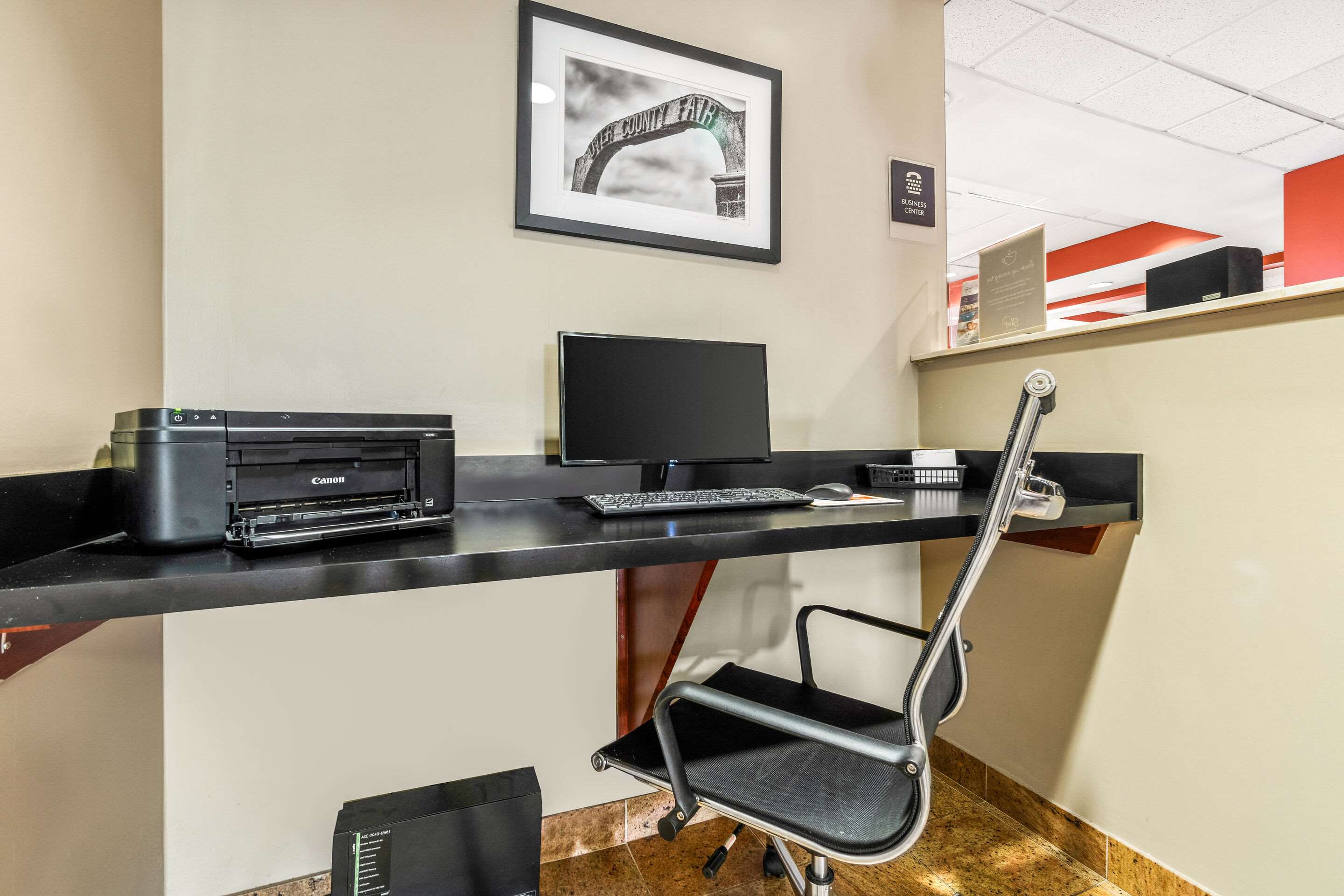 Business center | Sleep Inn & Suites Dyersburg I-155