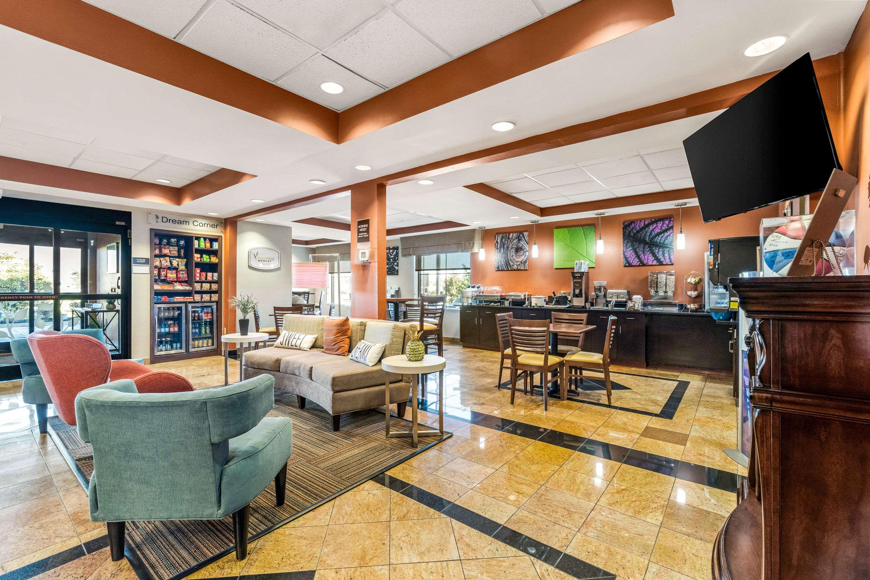 Hotel lobby | Sleep Inn & Suites Dyersburg I-155