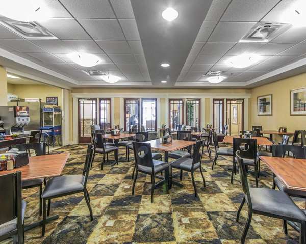Amenities - Clarion Hotel Pigeon Forge