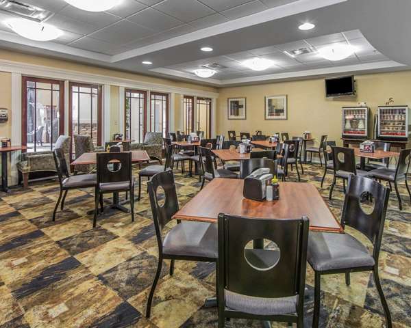 Amenities - Clarion Hotel Pigeon Forge