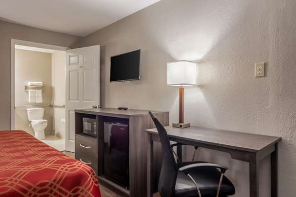  - Econo Lodge East Ridge - I-75, Exit 1