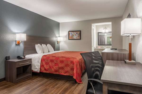  - Econo Lodge East Ridge - I-75, Exit 1