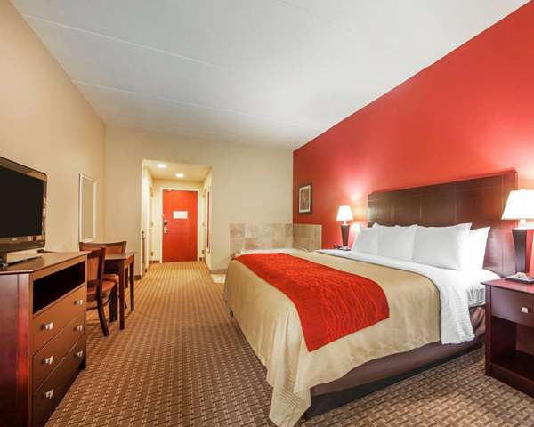 Suite - Comfort Inn Harriman - I-40, Exit 347