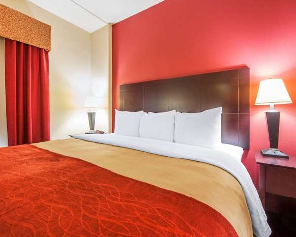 Suite - Comfort Inn Harriman - I-40, Exit 347