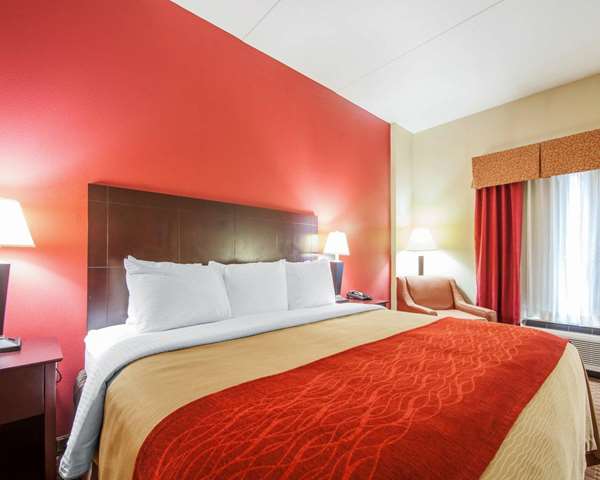 Suite - Comfort Inn Harriman - I-40, Exit 347