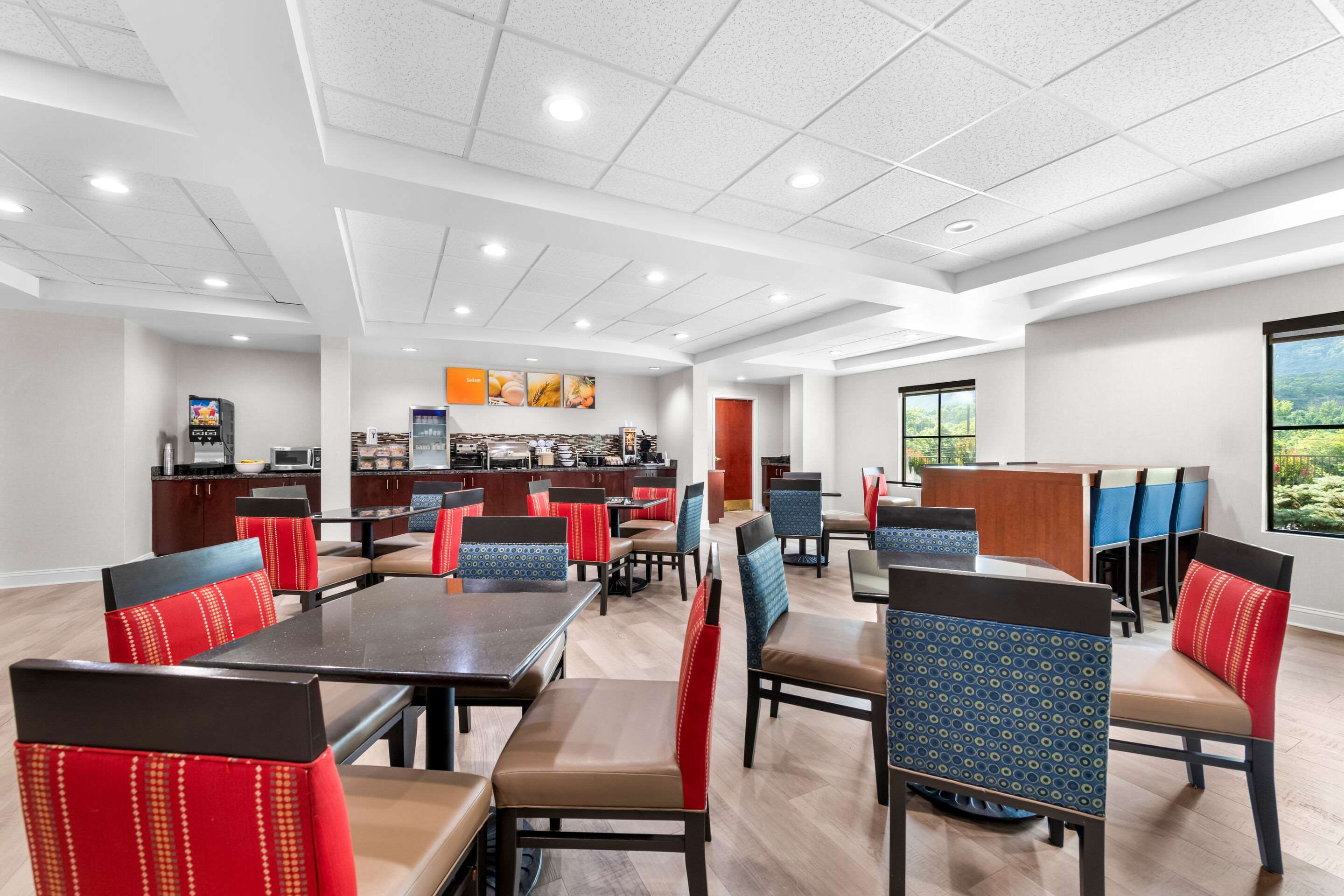 Breakfast area
