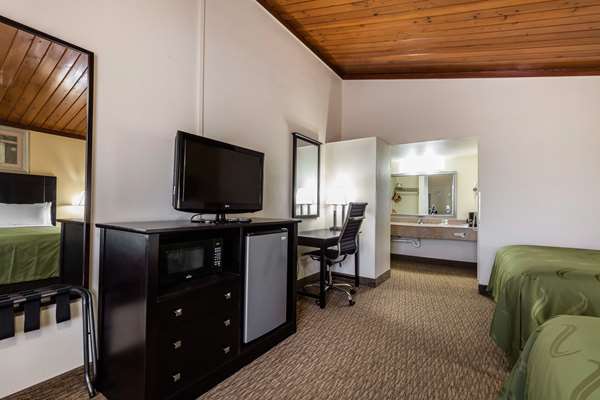  - Quality Inn Tullahoma