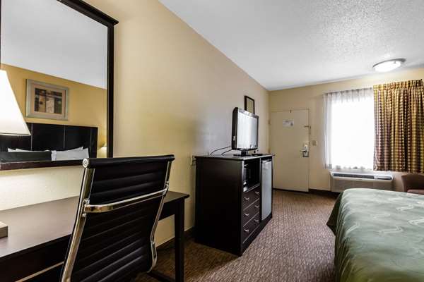  - Quality Inn Tullahoma