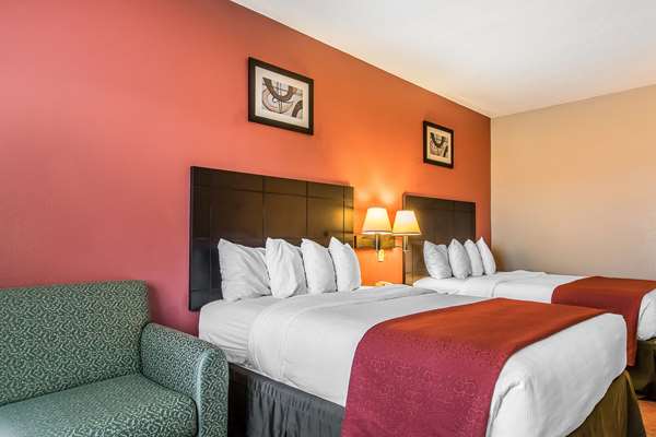  - Quality Inn & Suites La Vergne - I-24, Exit 64