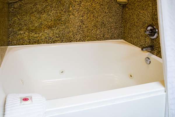  - Quality Inn Clarksville - I-24, Exit 11