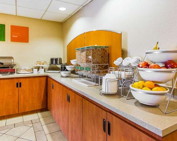 Amenities - Quality Inn Clarksville - I-24, Exit 11