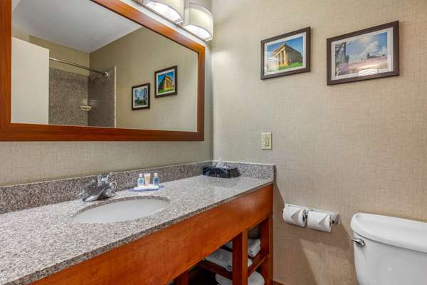  - Comfort Inn & Suites Antioch - I-24, Exit 59