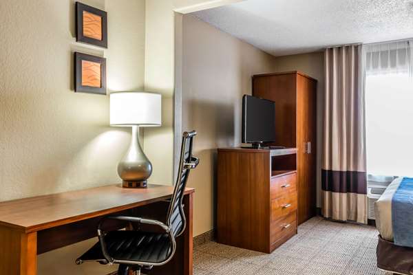 Suite - Comfort Inn & Suites Airport Memphis - I-240, Exit 20