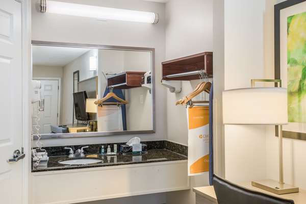  - Quality Inn Gallatin