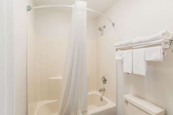  - Quality Inn Gallatin