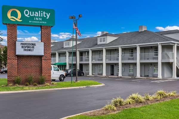 Exterior view - Quality Inn Gallatin