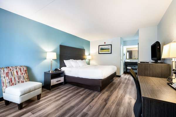  - Clarion Inn Cleveland - I-75, Exit 27