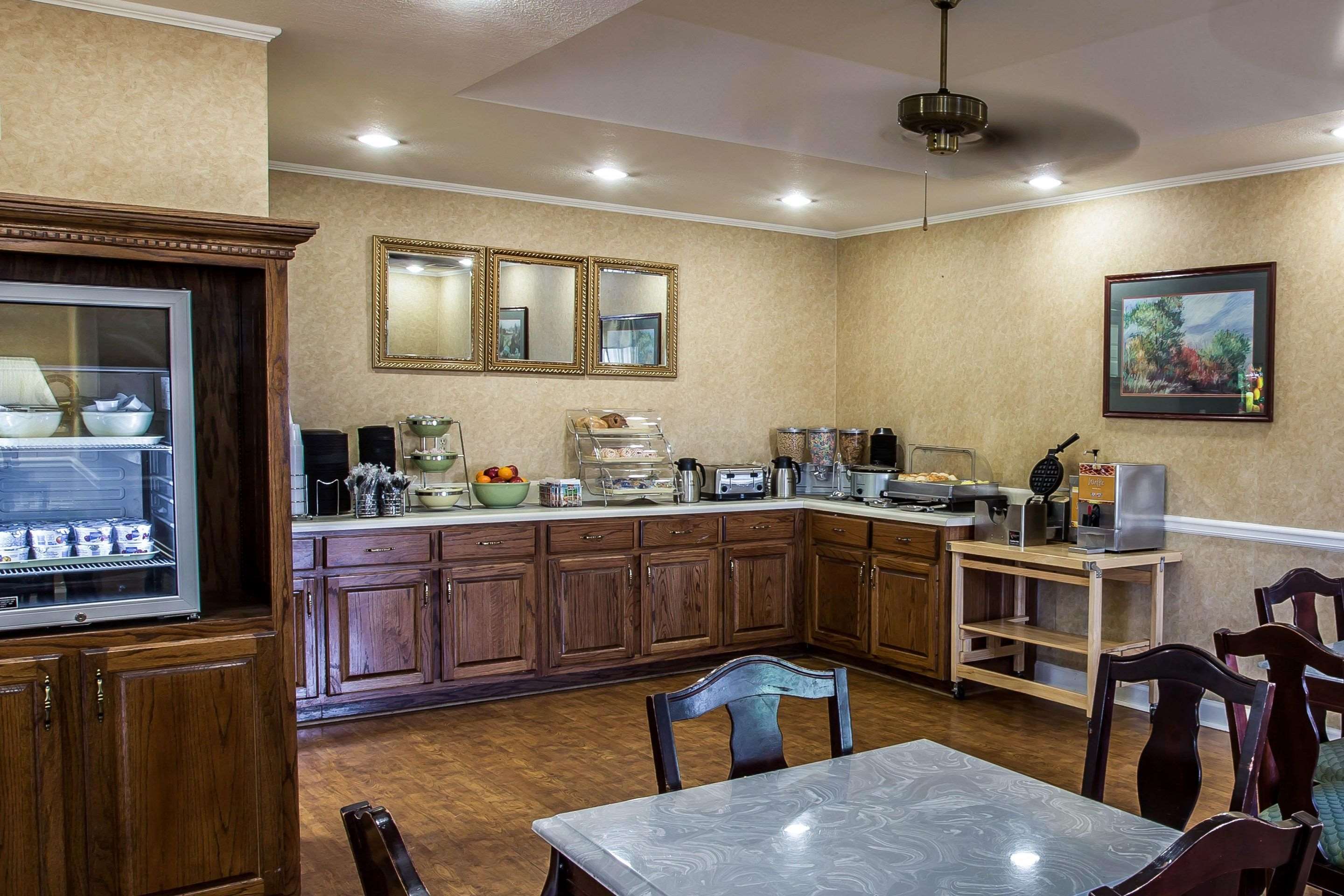 Assorted breakfast items | Quality Inn Kingsport