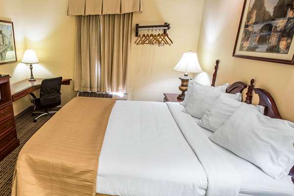  - Quality Inn Kingsport - I-26, Exit 4