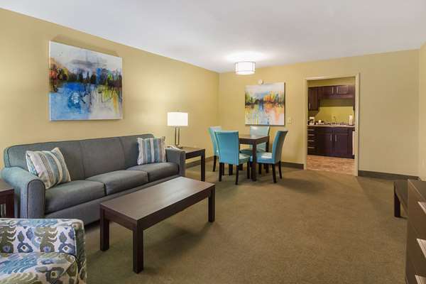 Suite - Quality Inn Paris