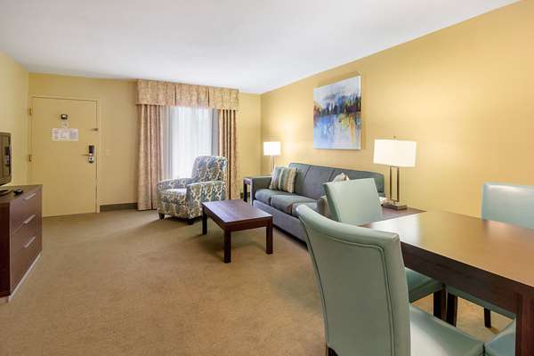 Suite - Quality Inn Paris