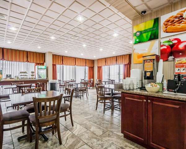 Amenities - Quality Inn Paris