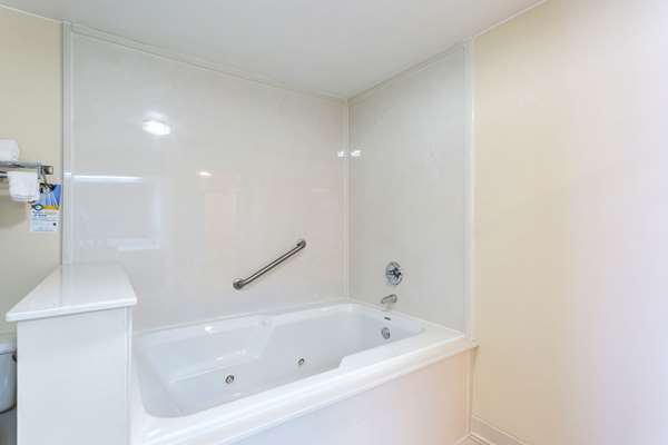  - Quality Inn Union City