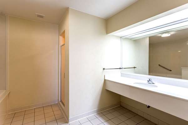  - Quality Inn Union City