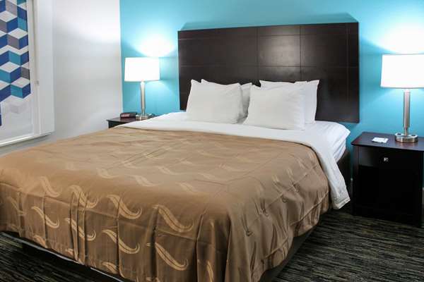  - Quality Inn Crossville - I-40, Exit 317
