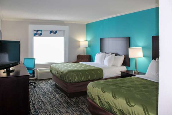  - Quality Inn Crossville - I-40, Exit 317
