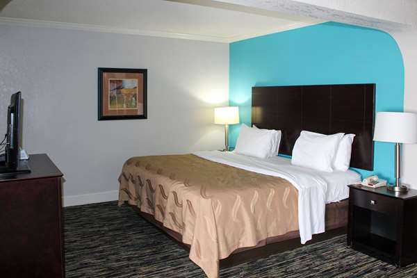 Suite - Quality Inn Crossville - I-40, Exit 317