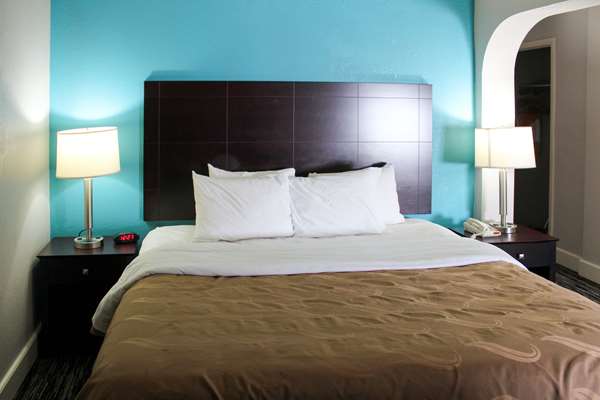 Suite - Quality Inn Crossville - I-40, Exit 317